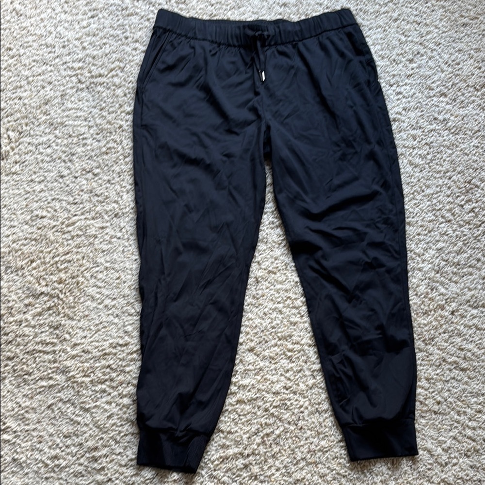 Ajisai Black Elastic Waist Joggers with Tapered Fit women’s XL